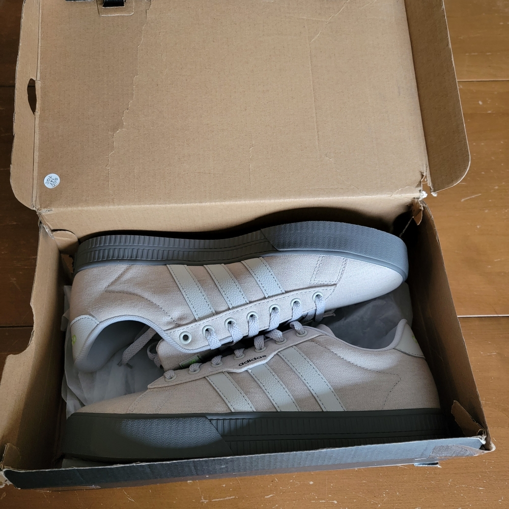 Adidas Daily 3.0 Gray/Lemon Mens Size 9 NWT - Picture 12 of 12